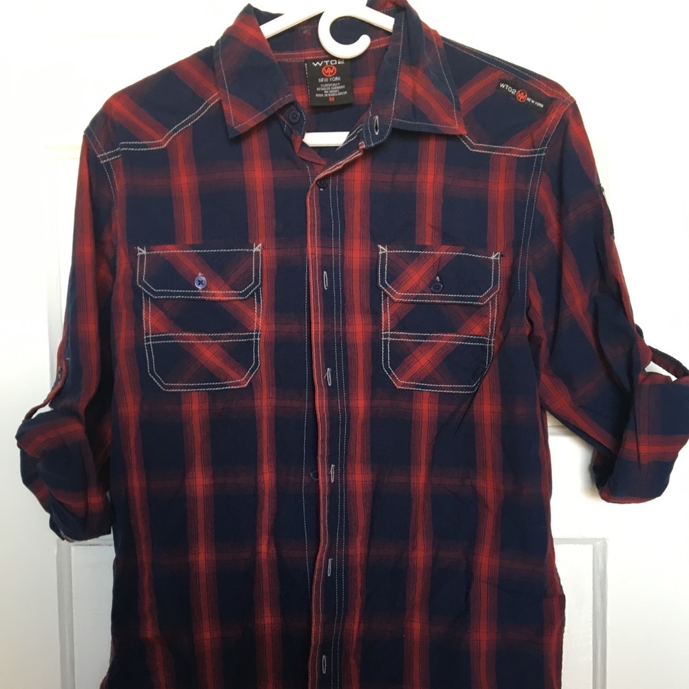 WT02 plaid button-up with adjustable sleeves